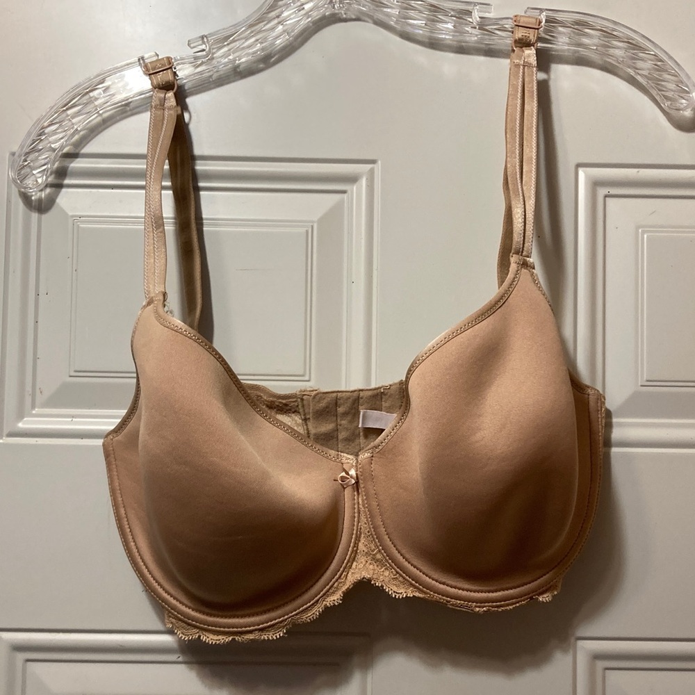 Chantelle Nude Bra with Underwire Support - Women‎ Intimates 32DDDD